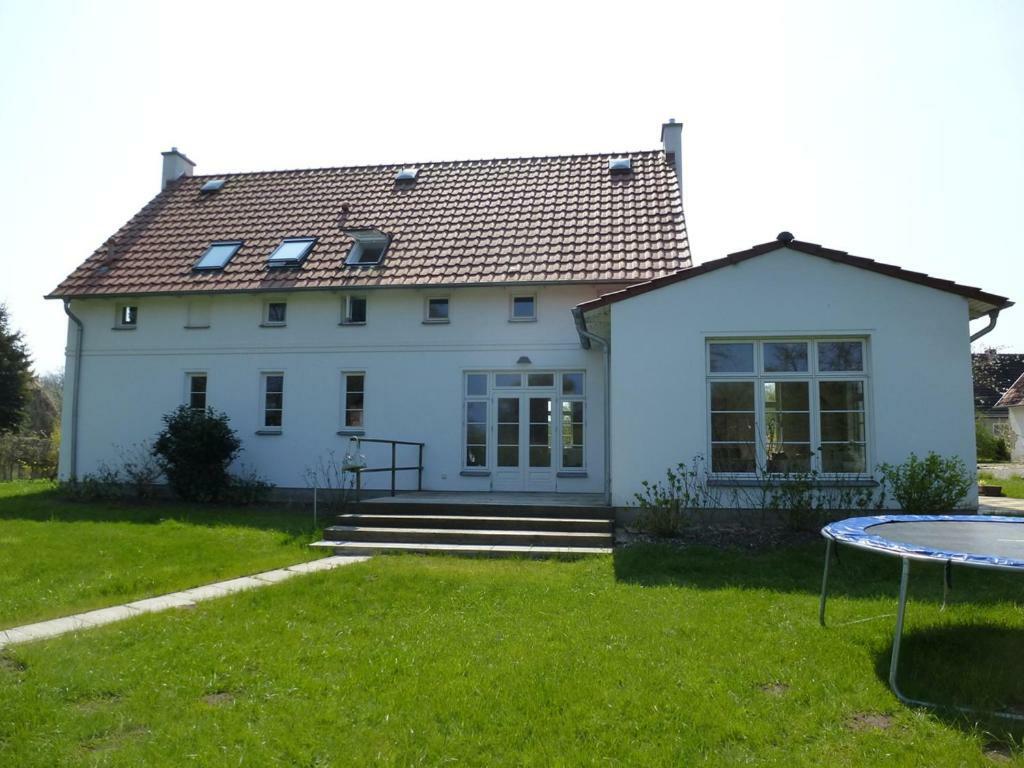 Traumhaftes Luxus-Ferienhaus Warnkenhagen  Eksteriør bilde